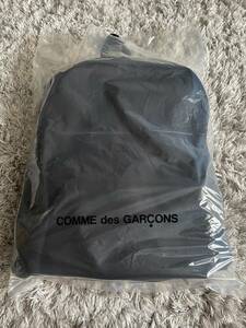 COMME des GARCONS