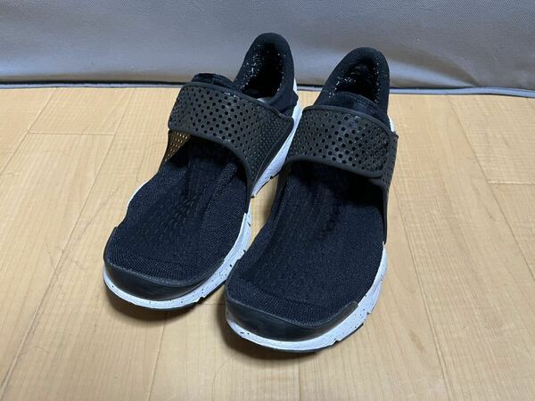 27cm SOCK DART SE BLACK-WHITE 833124-001 ソックダート　US9