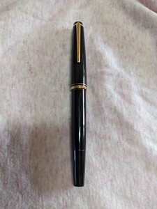 【中古品】 MONTBLANC モンブラン（No.22）万年筆　ペン先表記EF（極細） 吸入式　1960年代　アンティーク 《ジャンク品》