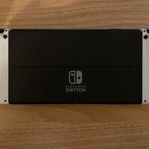 【使用浅】Nintendo Switch 有機ELモデル ホワイト【2024年2月末購入】純正ペン・液晶保護シート付属の画像4