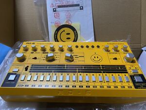 BEHRINGER RD-6 Behringer аналог барабан машина, желтый, Nico Nico Mark VERSION 