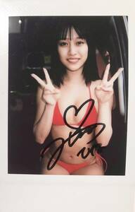 ....[ beautiful young lady dia Lee ] red bikini autographed site Cheki postage 230 jpy 