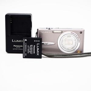 Panasonic Lumix DMC-FX30 コンパクトデジタルカメラ パナソニック　ルミックス