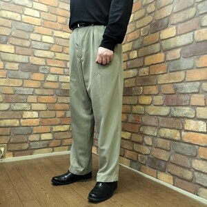 BP3-189【DOCKERS ドッカーズ】BIGサイズ 2タック スラックスパンツ【W38 メンズ XL】【モデル175cm】ベージュ USA買付品 アメカジ ワーク