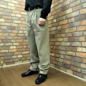 BP3-248【DOCKERS ドッカーズ】美品 90s USA製 3タック トラウザーズパンツ【W33 メンズ L】【モデル175cm】ベージュ USA古着 アメカジ