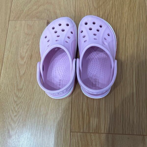 クロックス crocs ピンク サンダル 14㎝　C7