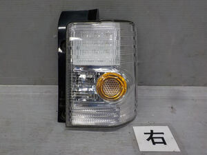 ★ 即決あり H24年 ピクシス スペース カスタム L575A 後期 純正 右 LED テール ランプ TOKAI 20514 点灯確認済 [ZNo:03020158]