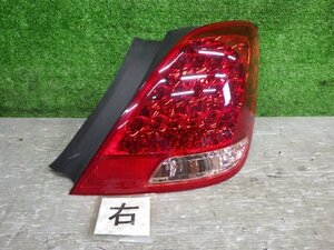 ★ 即決あり H16年 クラウン マジェスタ DBA-UZS186 前期 右 テール ランプ 81550-30A30 ＬＥＤ ICHIKO 30-318 [ZNo:04019312]