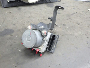 * price cut H16 year Colt Plus Z23W ABS actuator ABS unit MR977108 real run 53,502km used [ZNo:03007592]