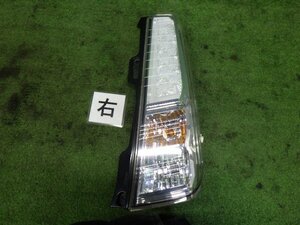 ★ 即決あり H25年 ワゴンR スティングレー MH34S 純正 右 LED テール ランプ 35650-72M10 TOKAI 35603-72M1 [ZNo:06004502]