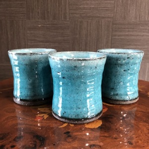 【ITFQ6EPVX7KU】美品 ロックグラス 3個セット グラス タンブラー 陶器 日本酒 焼酎 トルコブルー ターコイズ ブルー系