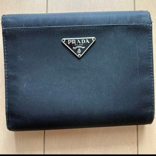 PRADA　3つ折財布