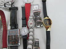 ジャンク品 CASIO SEIKO D&G ポールスミスetc. 腕時計 51個まとめ 約3キロ 中古品_画像9