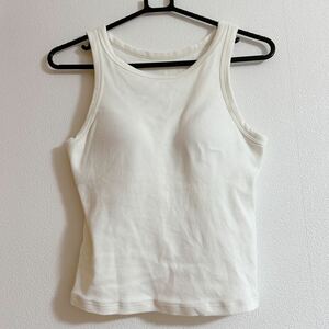 58.6 Uniqlo american sleeve bla tank top white no sleeve S size UNIQLO white summer cup attaching 