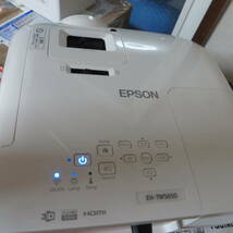 EPSON プロジェクター EH-TW5650　スクリーンは別途ご用意下さい　断捨離処分_画像4