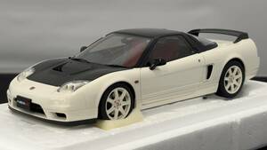 オートアート 1/18 ホンダ NSX-R チャンピオンシップホワイト/カーボンボンネット