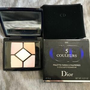 クリスチャンディオール　サンク クルール 690 アイシャドウ　Dior 