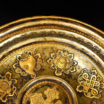 ▽鴻▽ 銅製 塗金 八寶紋 供盤 置物 古賞物 中国古玩 中国古美術_画像8