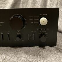 激レア 名機 1980年発売 当時定価108000円の高級機SANSUI プリメインアンプ AU-D707F MADE IN JAPAN 電源付きましたが点滅 ジャンク_画像4