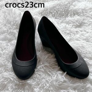 【crocs】Lina Wedge Women デュアル コンフォート パンプス W6/23cm 黒