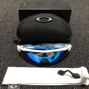 未使用品【オークリー】本物 OAKLEY サングラス レーダーEVパス RADAR EV PATH 偏光レンズ OO9208-5738 メンズ レディース USA製 ケース 箱