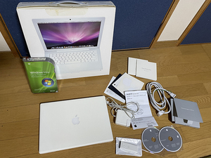 macBook MB062J/B белый +WindowsVista soft 