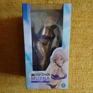  Dyna ze non mjina unopened figure 