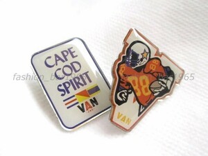 希少★VAN JAC ヴァンヂャケット★アメフトワッペン & CAPE COD SPIRIT モチーフ☆ピンバッジ 2個セット キャンペーンロゴ/ピンズ アイビー