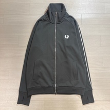 FRED PERRY×narifuri/フレッドペリー×ナリフリ/サイドテープ×バックポケット×サムホールデザイン/別注トラックジャケット/グレー/M_画像1