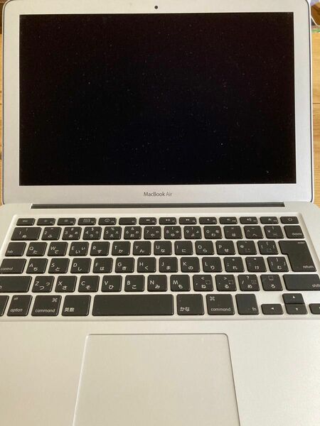 動作確認済　SSD有　MacBook Air A1369 (13-inch, Late 2010) 本体＋AC電源付
