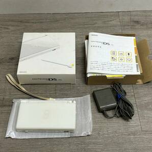 ☆ DSLite ☆ ニンテンドーDS Lite クリスタルホワイト 動作品 本体 タッチペン アダプター 箱 説明書 付属 Nintendo DS GBA 任天堂 8775の画像1