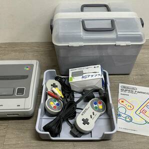 ☆ SFC ☆ スーパーファミコン 動作品 本体 コントローラー アダプター ケーブル ケース 付属 Nintendo SUPERFAMICOM 任天堂 7578の画像1