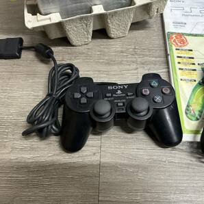 ☆ PS2 ☆ プレイステーション2 SCPH-30000 動作品 本体 コントローラー 箱 説明書 付属 Playstation2 SONY デュアルショック2 5923の画像2