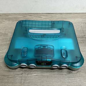 ☆ N64 ☆ ニンテンドウ64 クリアブルー 動作品 本体 コントローラー ケーブル アダプター 箱 付属 Nintendo 64 任天堂 ニンテンドー 2899の画像2