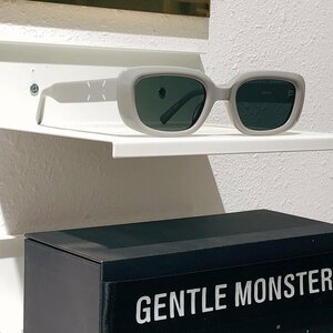 送料無料 Maison Margiela×Gentle Monster コラボ　マルタンマルジェラ　サングラス　男女兼用　グラサン　ファッション小物　MM6　4103