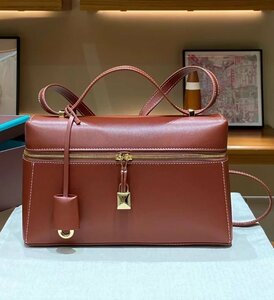 Loro Piana　ロロピアーナ　レディース　ハンドバッグ　ショルダーバッグ　2way レザー　牛革　3250