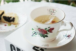 Aynsley エインズレイ　イギリス　誕生月カップ　カップ＆ソーサー　洋食器　茶器　花柄　お祝い　プレゼント　10月