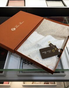 Loro Piana　ロロピアーナ　秋冬新品　マフラー　100％カシミア　レディース　ストール　プレゼント　箱付き　2799