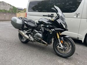 BMW R1200RS popular black low running one owner 