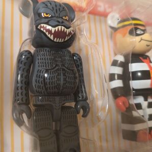 ゴジラVSマクドナルド BE@RBRICK