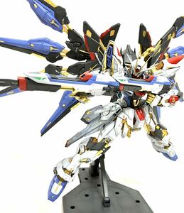 MGEX 1/100 ストライクフリーダムガンダム　完成品 全塗装　塗装済　ガンプラ　SEED キラ　ラクス　機動戦士ガンダム マスターグレード