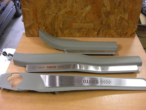  beautiful? Daihatsu L375S Tanto original OP plating scuff plate made of stainless steel one side power slide door for cheap postage yaf cat L385S custom 