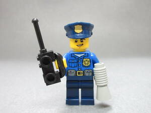 LEGO★43 正規品 街の人 警察官 機動隊 ミニフィグ 同梱可能 レゴ シティ タウン 働く人 男 女 子供 会社員 ポリス police 警官 警察署