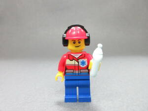 LEGO★107 正規品 街の人 救急隊 ミニフィグ 同梱可能 レゴ シティ タウン 働く人 男 女 子供 救急車 病院 レスキュー 救護