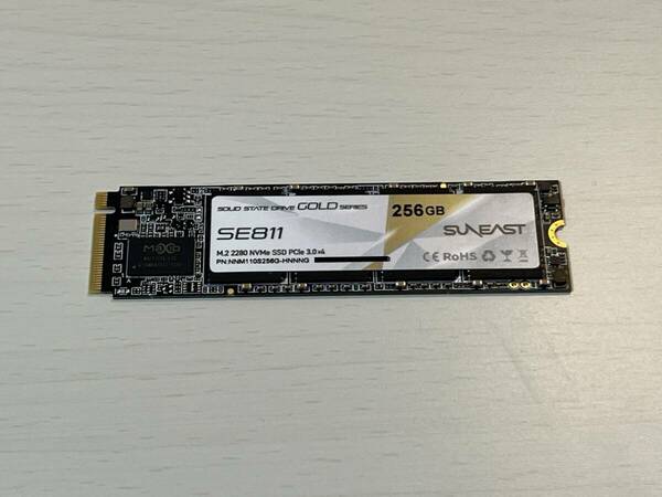 中古 SUNEAST SSD GOLD SE811 256GB M.2 2280 NVMe