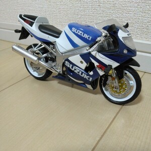 1/12スズキGSXR750バイクシリーズ完成品★箱なし