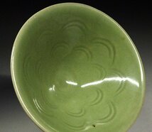 緑屋h■ 中国古玩　青磁　陰刻 鉢 茶碗　唐物 時代物　i9/4-6312/29-4#60_画像3