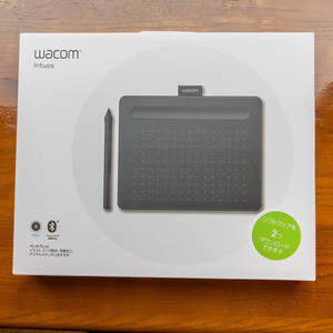 美品 Wacom Intuos Small ワイヤレス ブラック CTL-4100WL/K0　 ペンタブレット