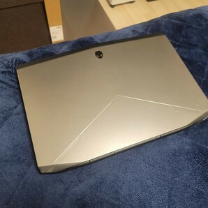 DELL Alienware 18 8-Core i7 4810MQ/32GB/2xGeForce GTX860M/SSD500GB, HDD1TB 中古物の画像5