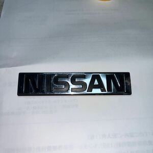 日産純正エンブレム NISSAN トランク